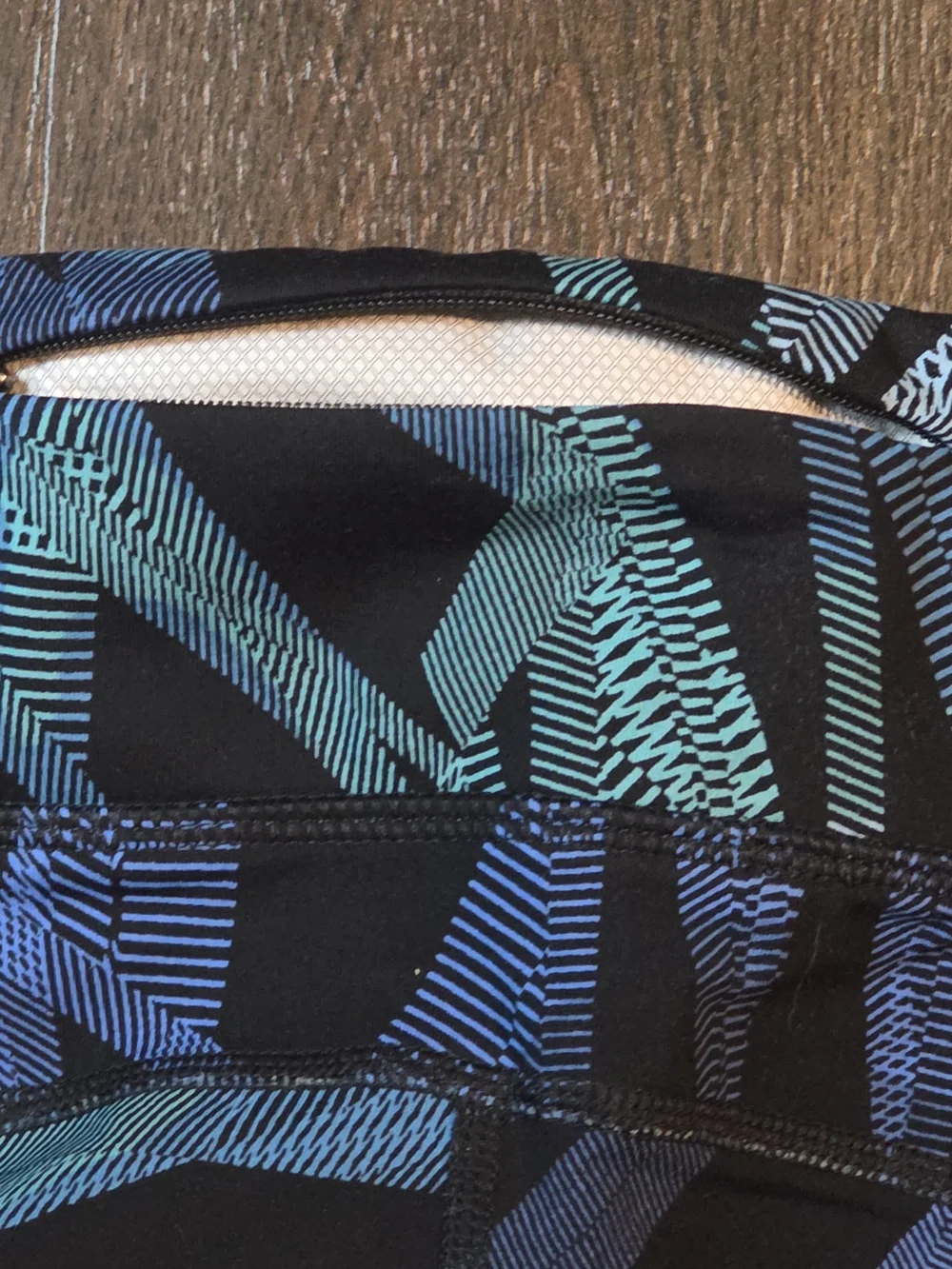 Nike Blue/Teal Patterned Athletic Leggings